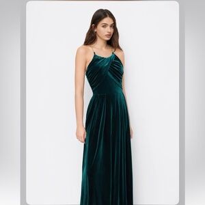 Cider SOLID VELVET SCOOP NECKLINE SLEEVELESS RUCHED JUMPSUIT CC18-29